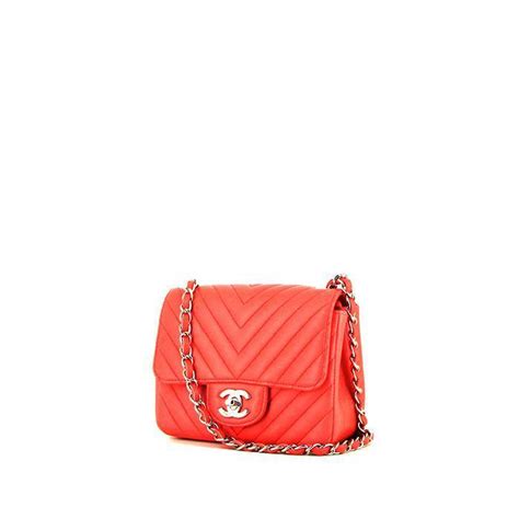 Chanel, borsa Up In The Air in pelle rosso corallo trafo